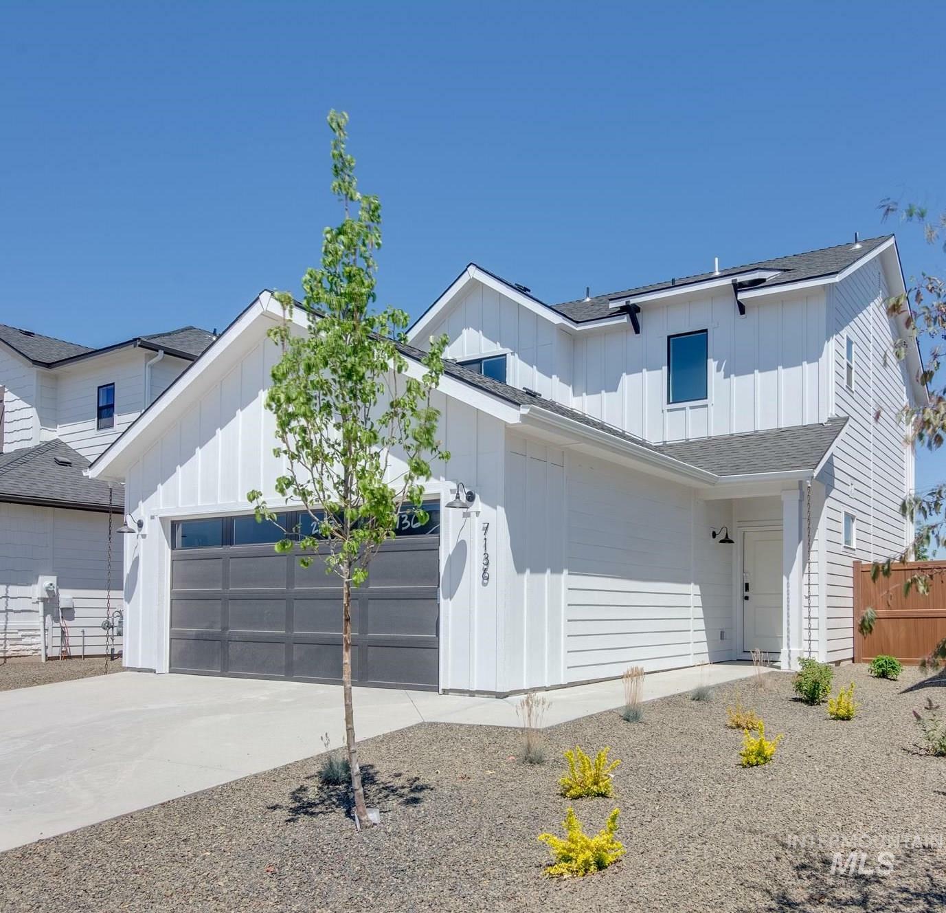 Property Photo:  2430 W Opalite Dr  ID 83634 
