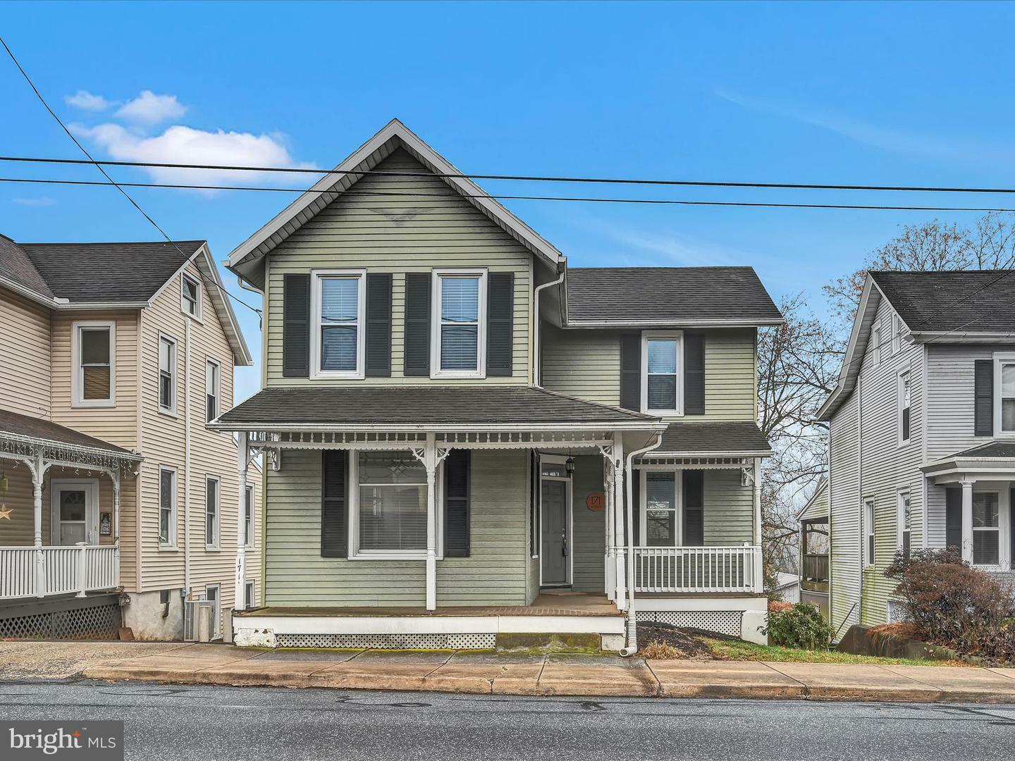 Property Photo:  171 W Main Street  PA 19501 