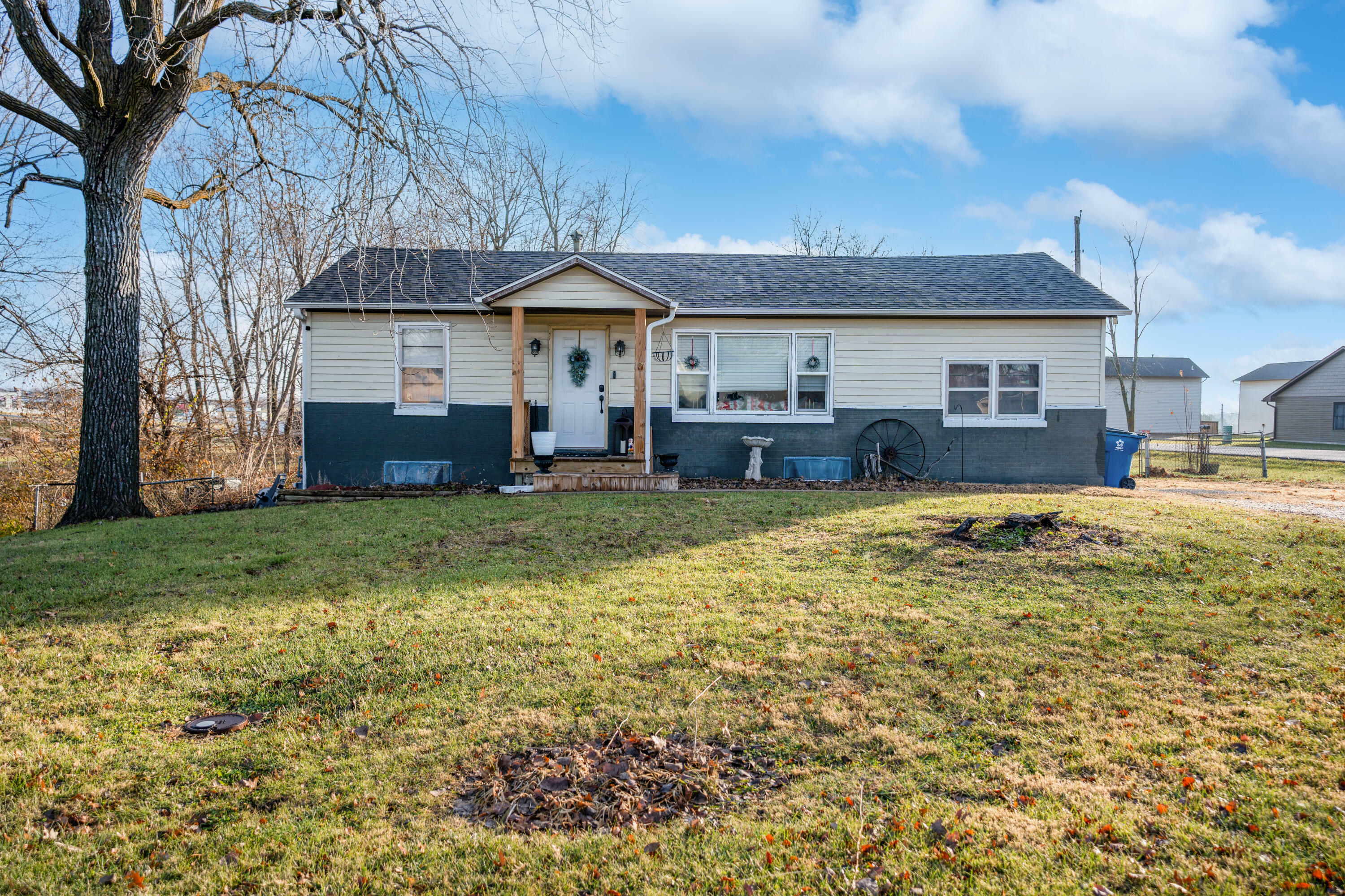 208 Oak St  Ashland MO 65010 photo