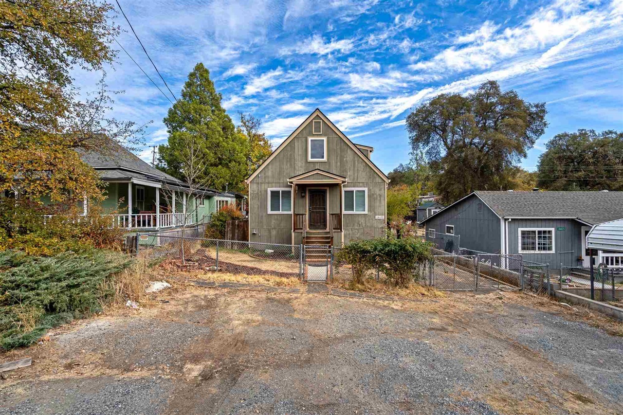 Property Photo:  18435 Oak  CA 95379 