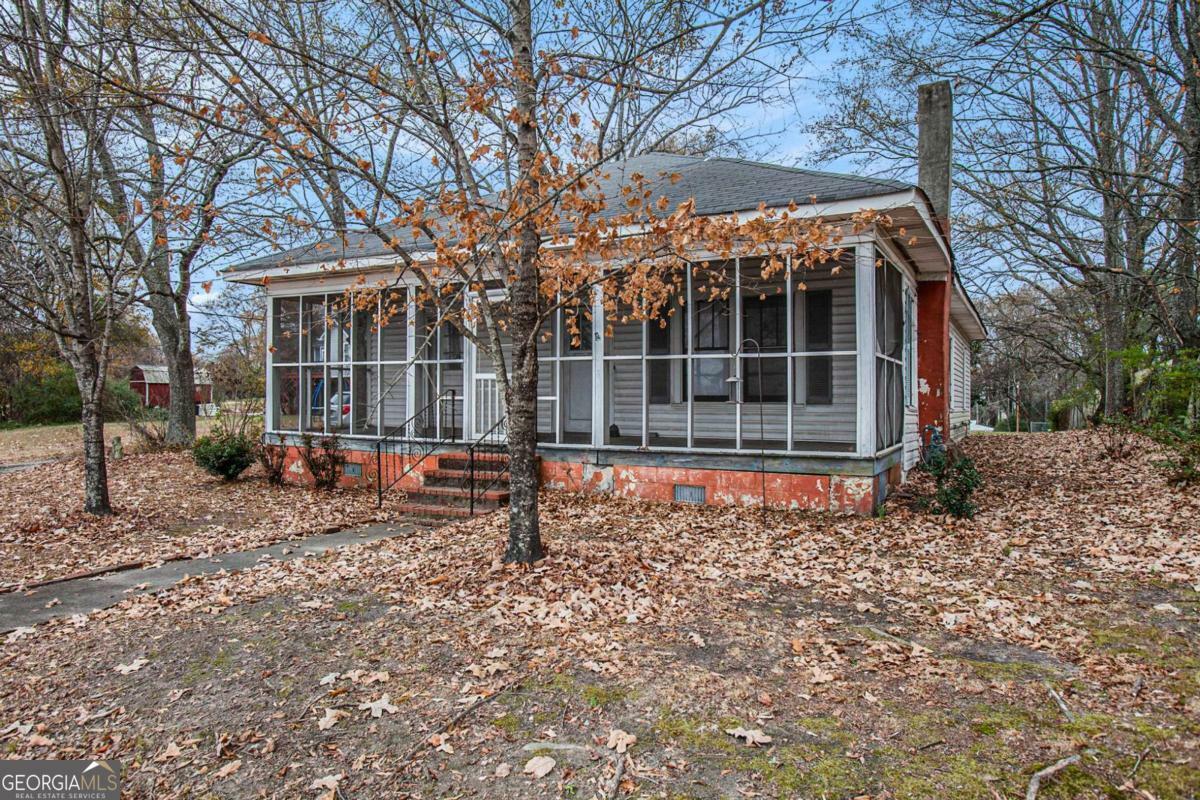 Property Photo:  6539 E Strickland Street  GA 30134 