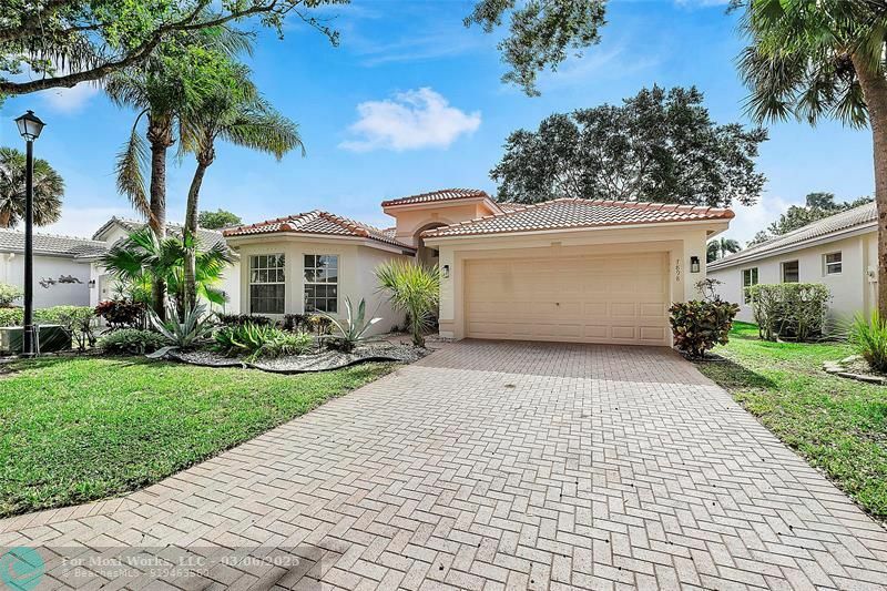 Property Photo:  7898 Samara St  FL 33437 