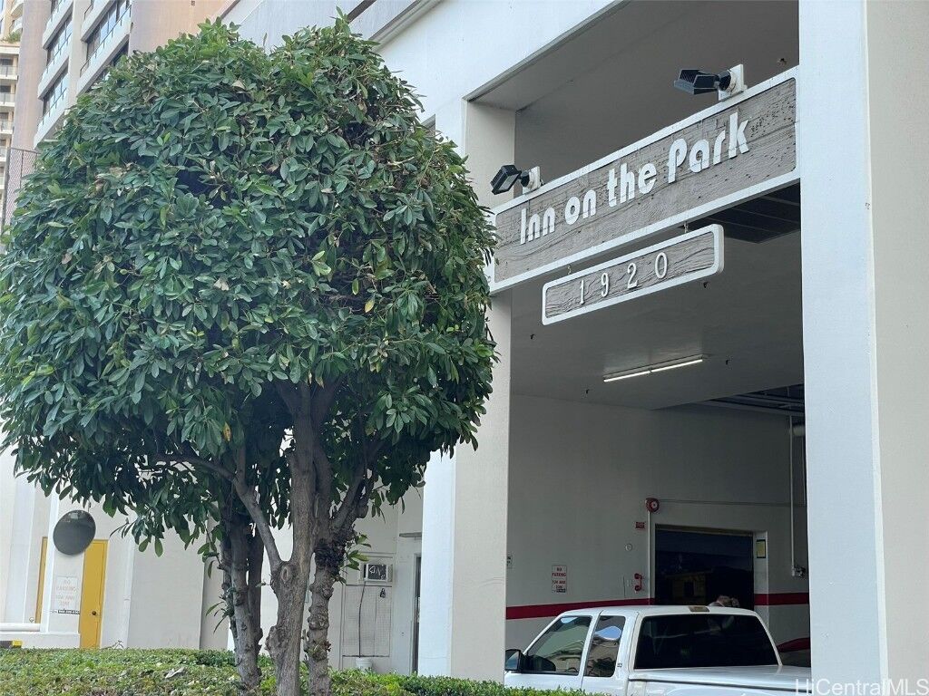 Property Photo:  1920 Ala Moana Boulevard 2212  HI 96815 