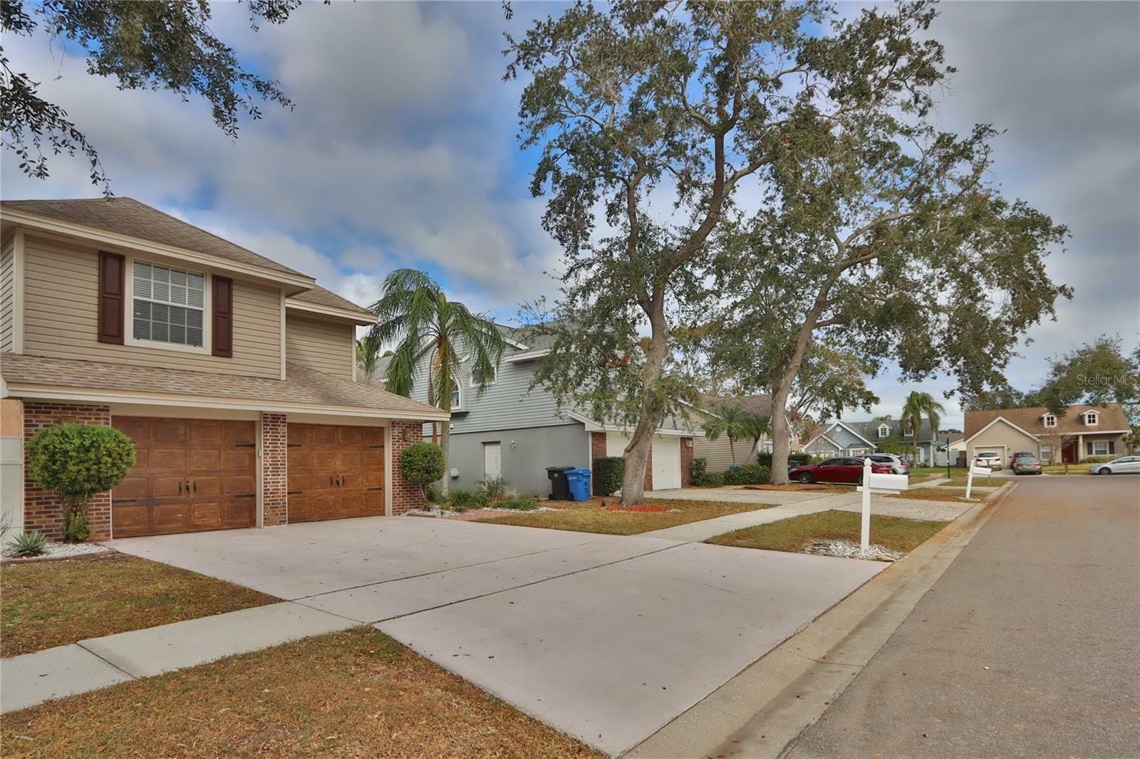 Property Photo:  11805 Wildfire Way  FL 33635 