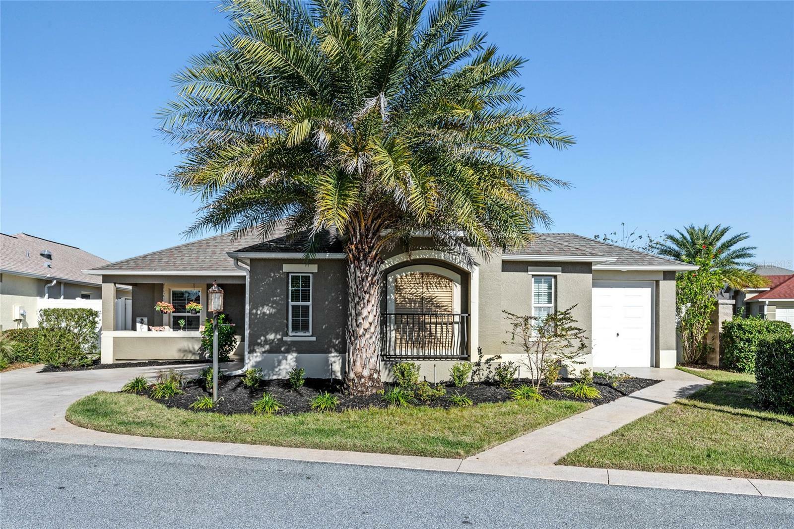 Property Photo:  719 Richfield Street  FL 32163 