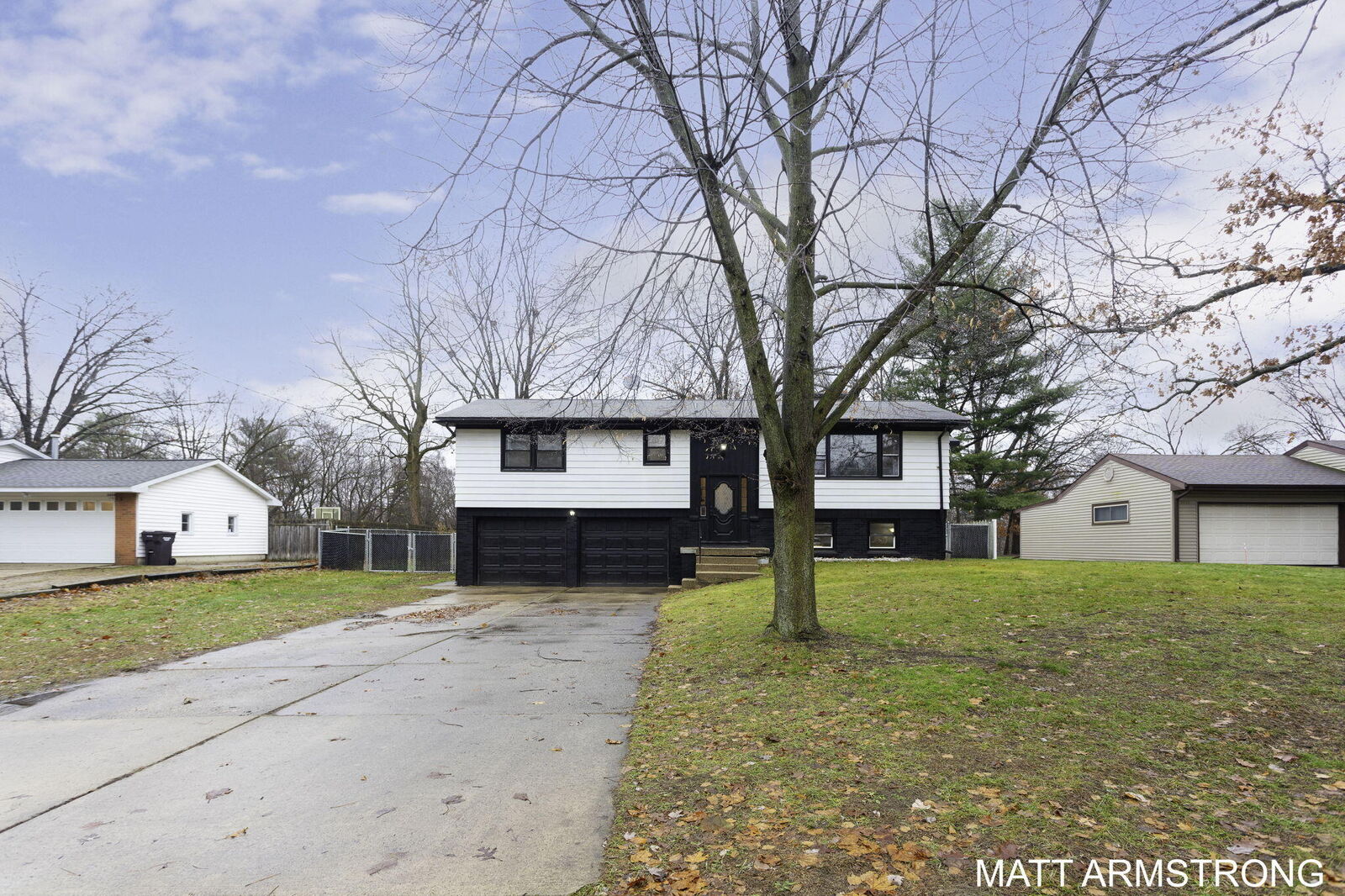 Property Photo:  3690 Wentworth Drive SW  MI 49519