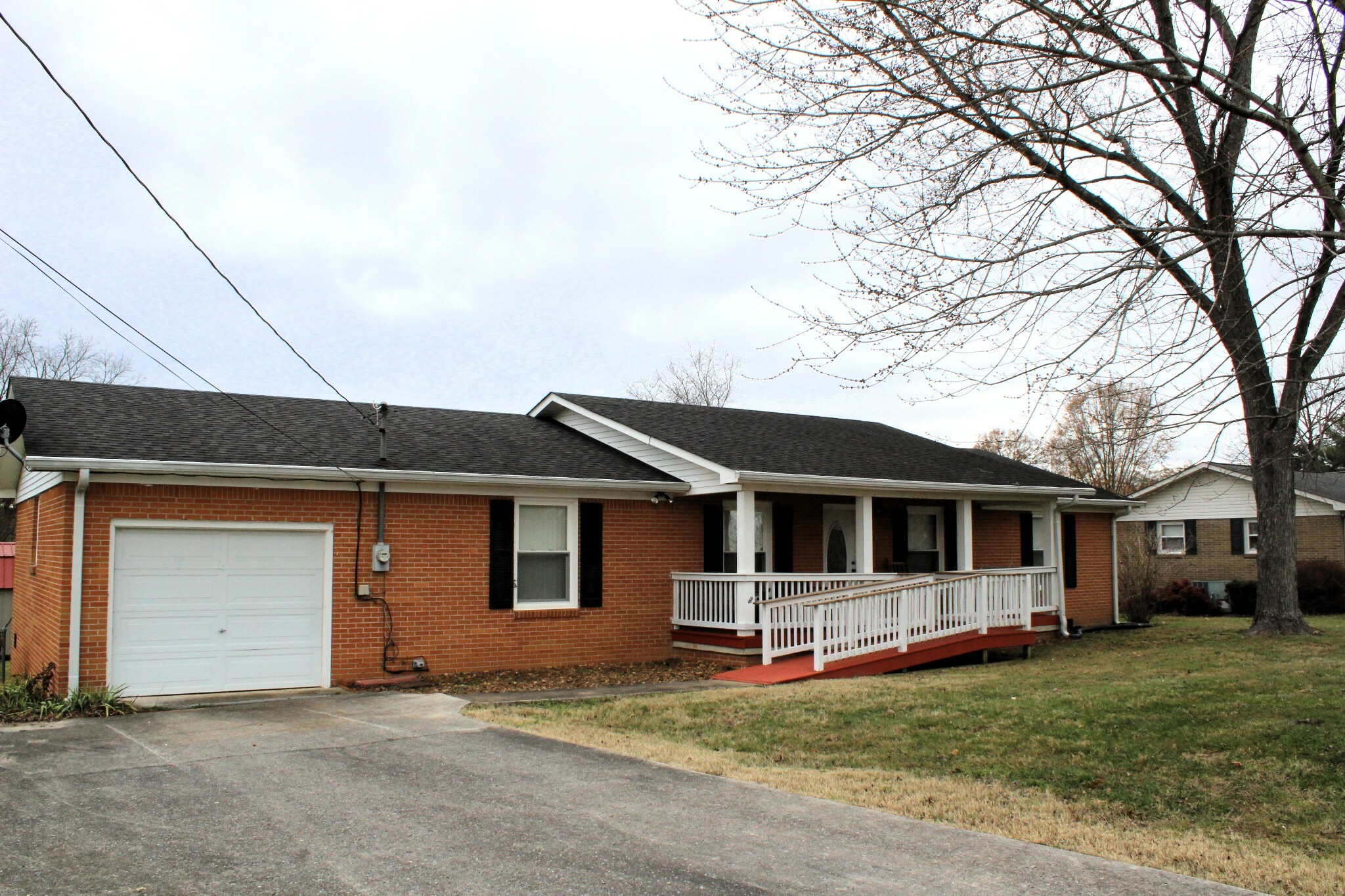 Property Photo:  202 Patrick St  TN 37330 