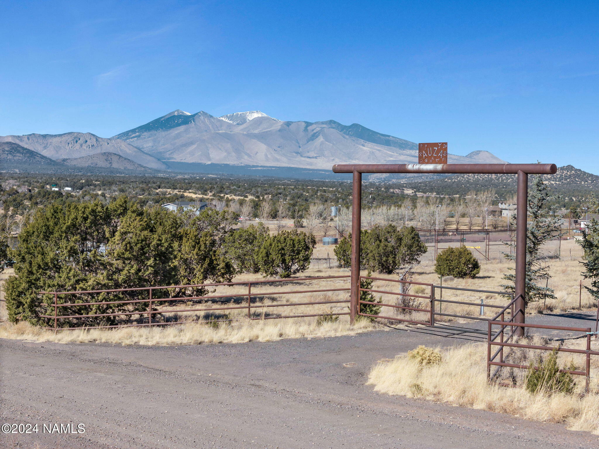 Property Photo:  13170 Stockmens Road  AZ 86004 