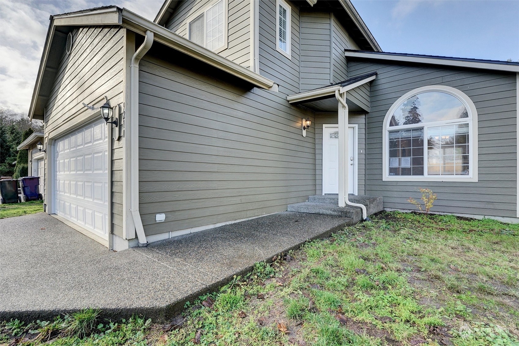 Property Photo:  9210 S Thompson Avenue  WA 98444 