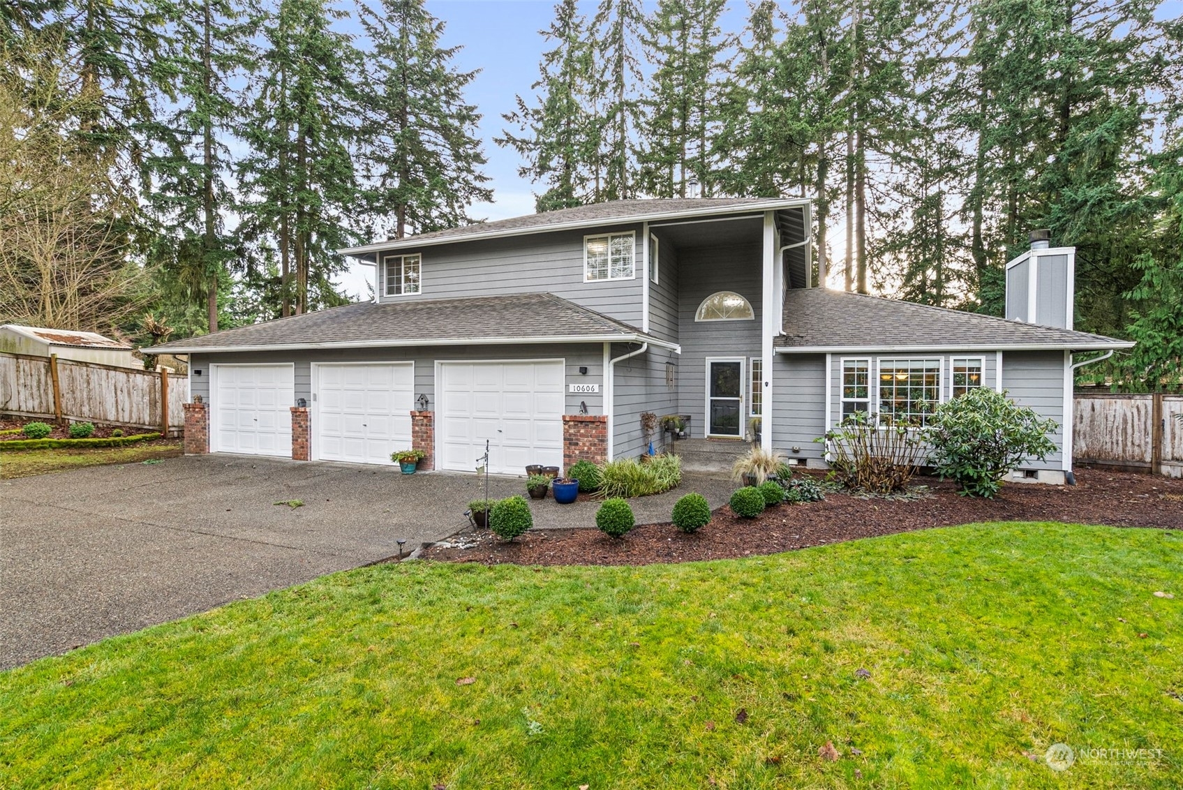 Property Photo:  10606  219th Avenue E  WA 98321 