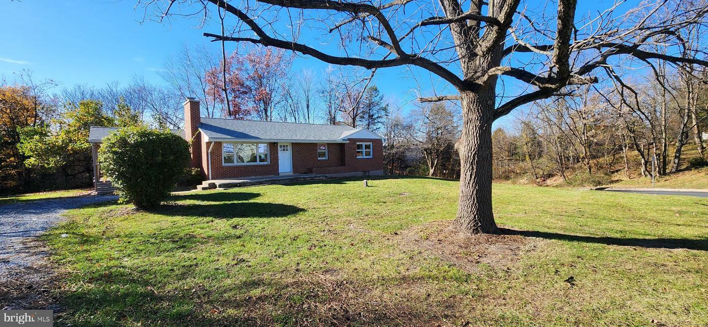 Property Photo:  6315 Locust Lane  PA 17050 