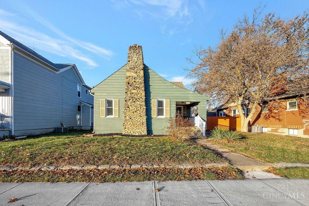 Property Photo:  704 Corwin Avenue  OH 45015 