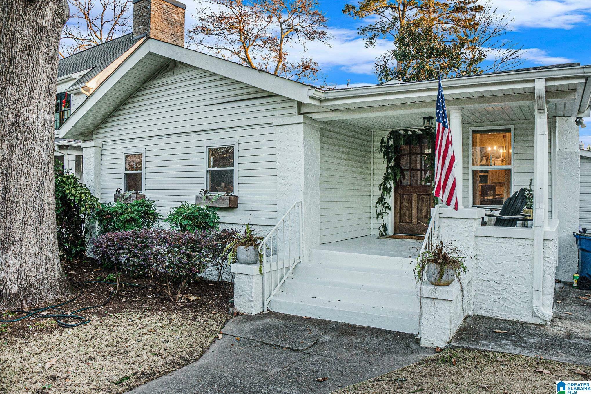 Property Photo:  319 Sterrett Avenue  AL 35209 