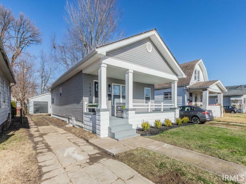 Property Photo:  1500 E Indiana Street  IN 47711 