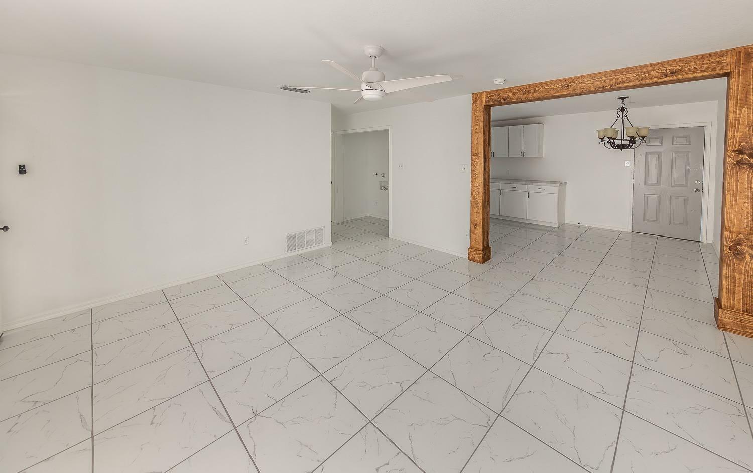 Property Photo:  2004 Date Avenue  TX 79404 
