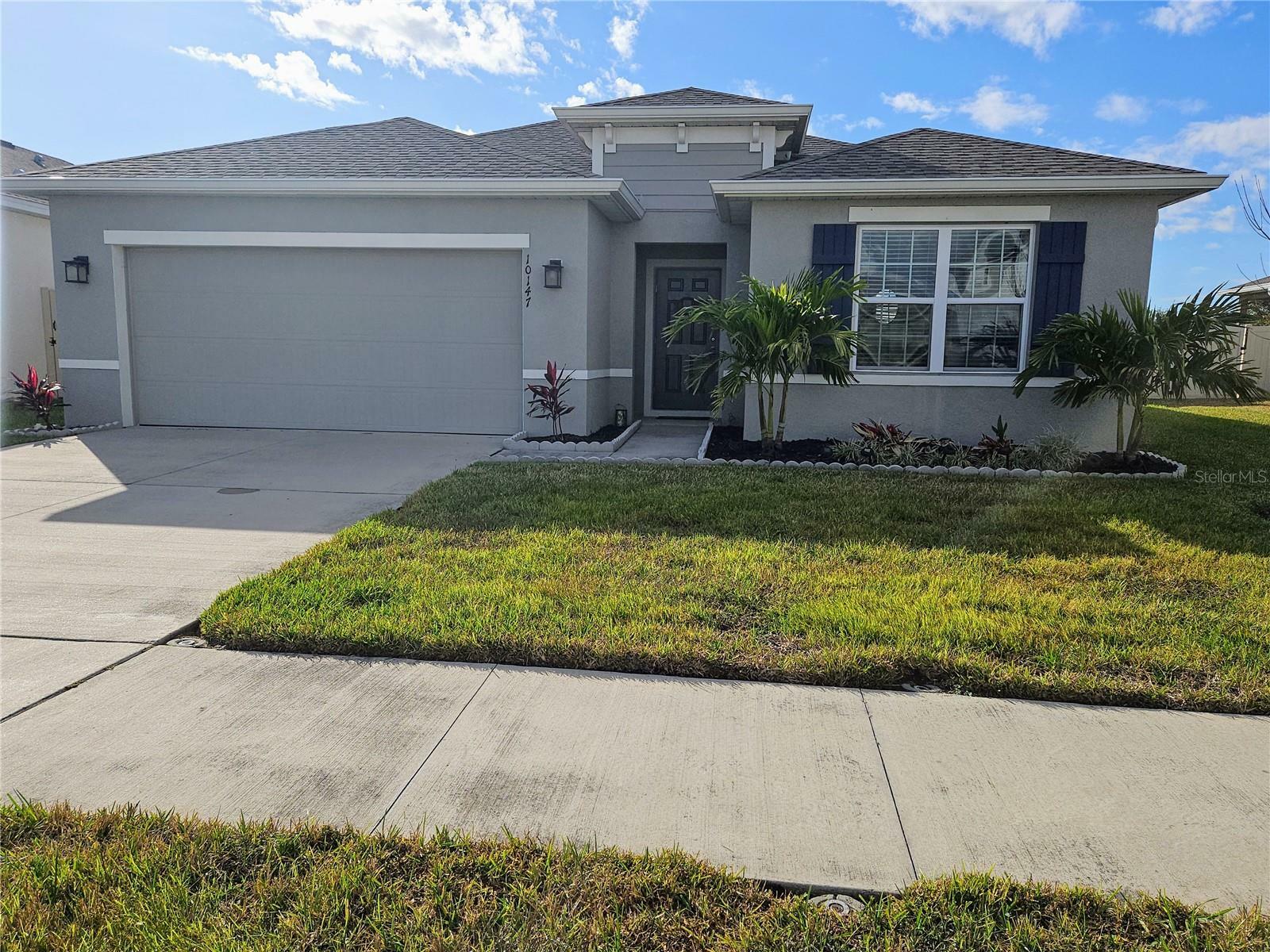 Property Photo: 10147 Cross Timber Terrace FL 34638