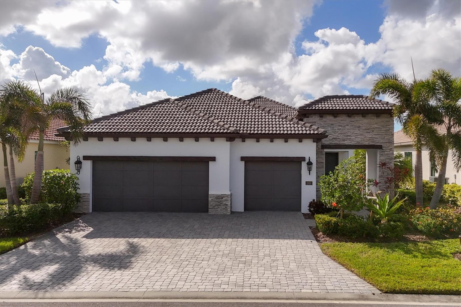 Property Photo: 245 Corelli Drive FL 34275