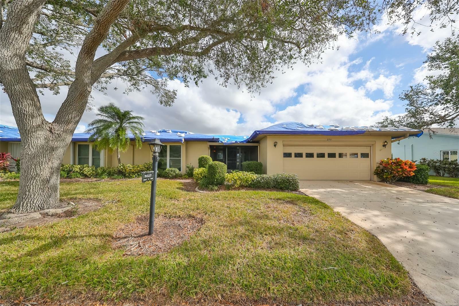 Property Photo: 2701 Lancaster Drive FL 33573