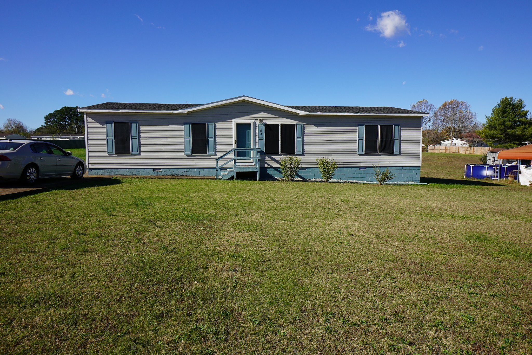 Property Photo:  182 Lakeshore Dr  TN 38362 