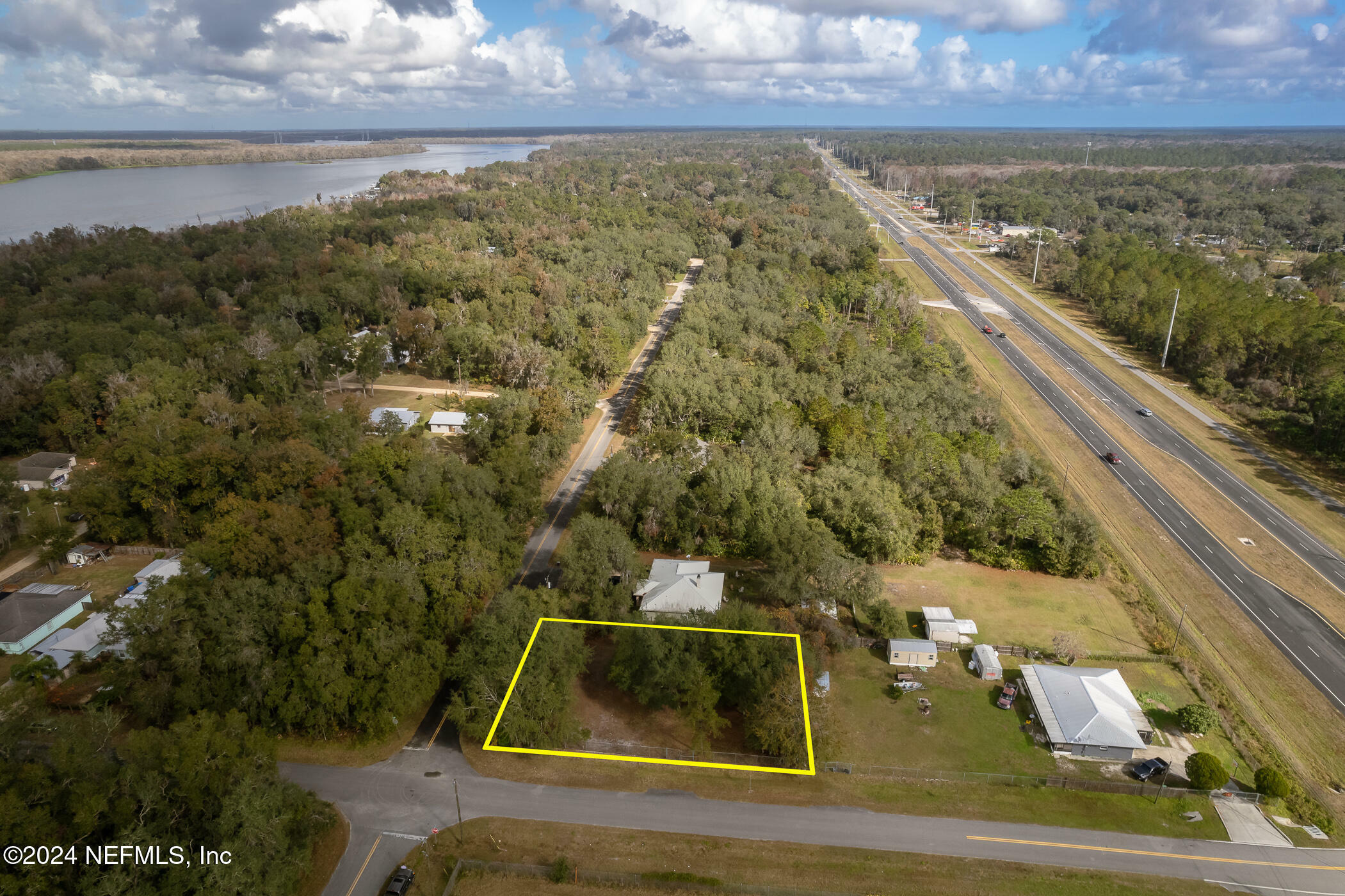 Property Photo:  104 Marina Road  FL 32189 