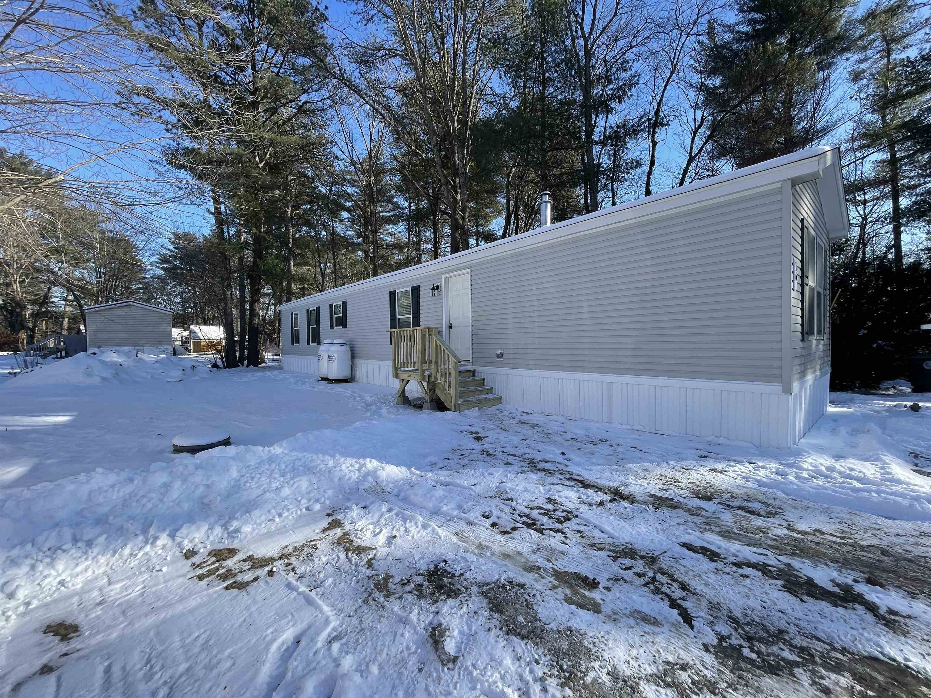 Property Photo:  16 Vine Street  NH 03235 