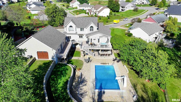 Property Photo: 539 34th Avenue North IA 52732