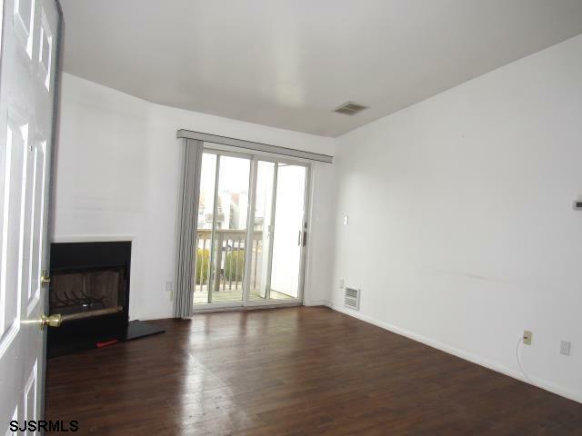 Property Photo:  700 N Franklin Blvd 604  NJ 08232 