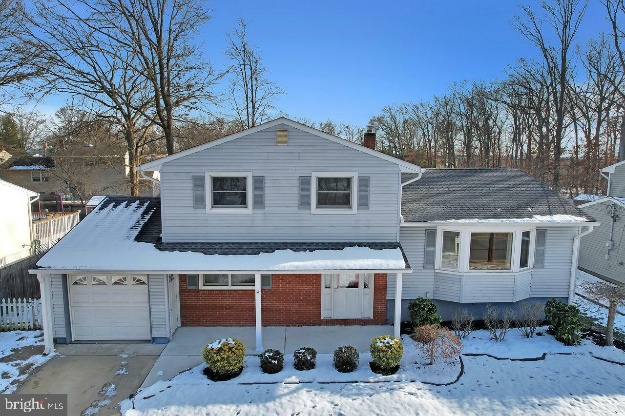 Property Photo:  1528 Axel Avenue  NJ 08902 