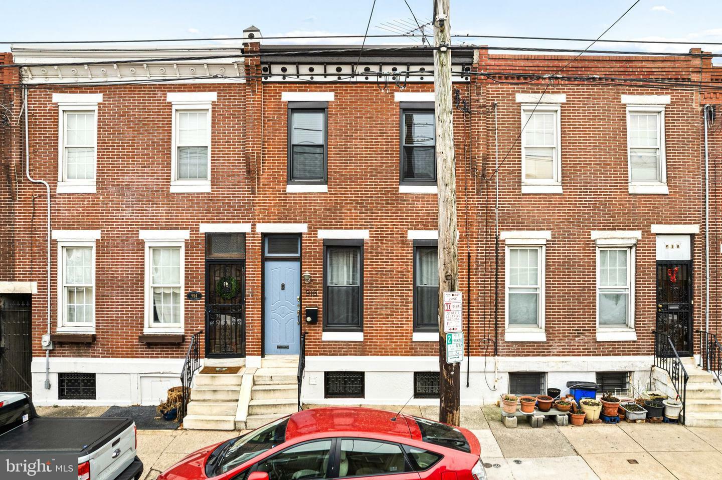 916 Mifflin Street  Philadelphia PA 19148 photo