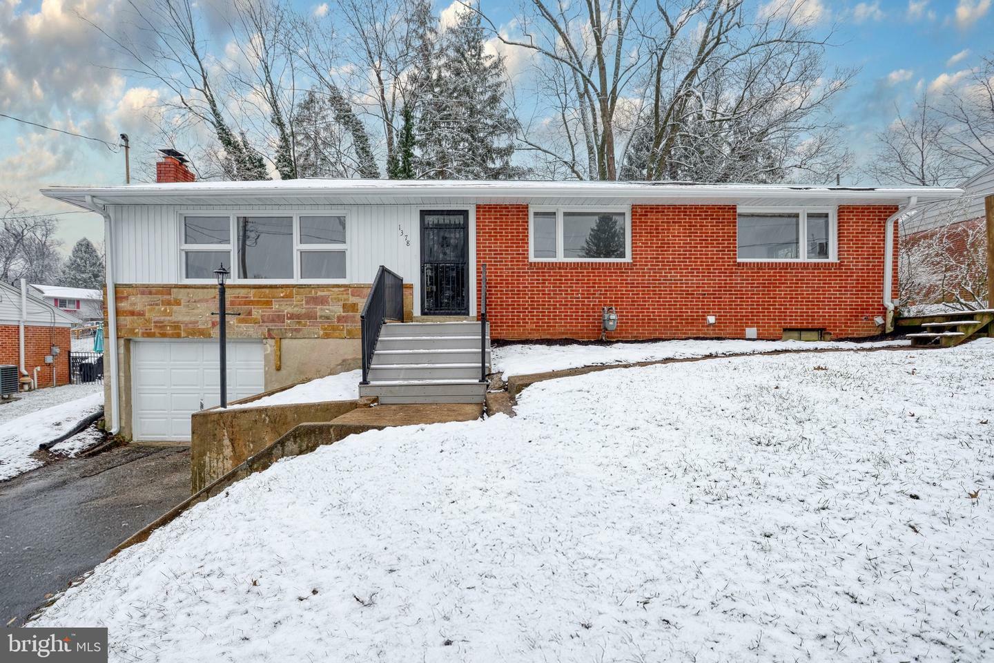 Property Photo:  1378 Southern Road  PA 17403 