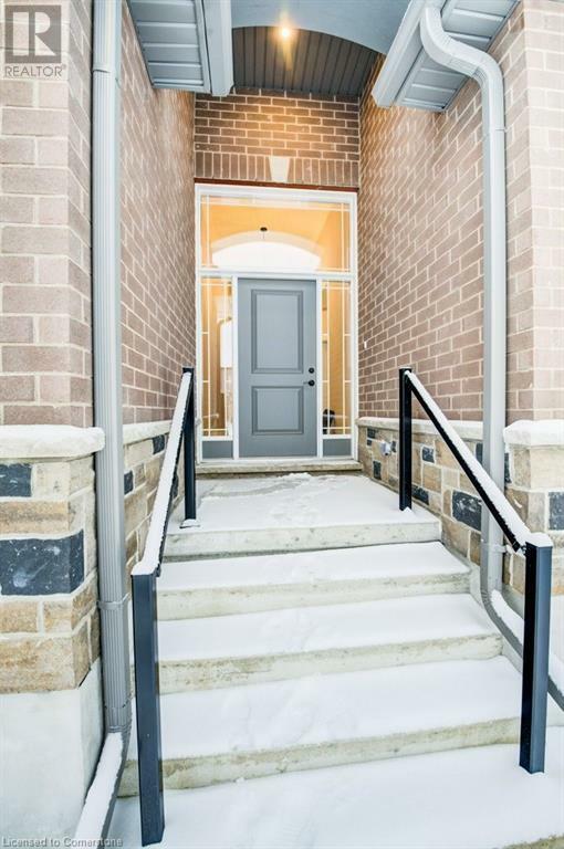 Property Photo: 705 Hollinger Drive South ON N4W 3V2