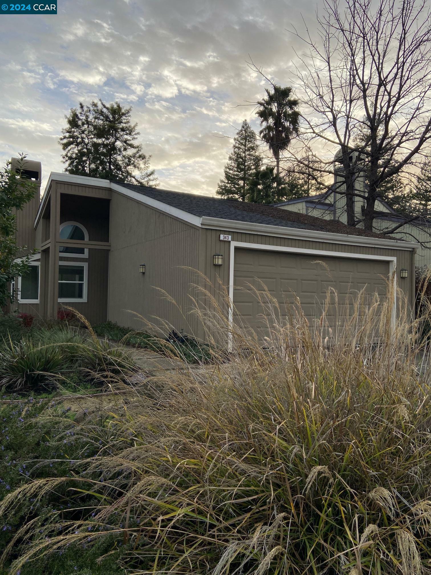 Property Photo:  343 Flaming Oak Dr  CA 94523 