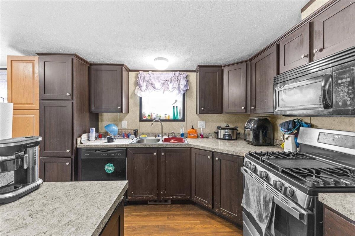 Property Photo: 1578 Shover Road VT 05653