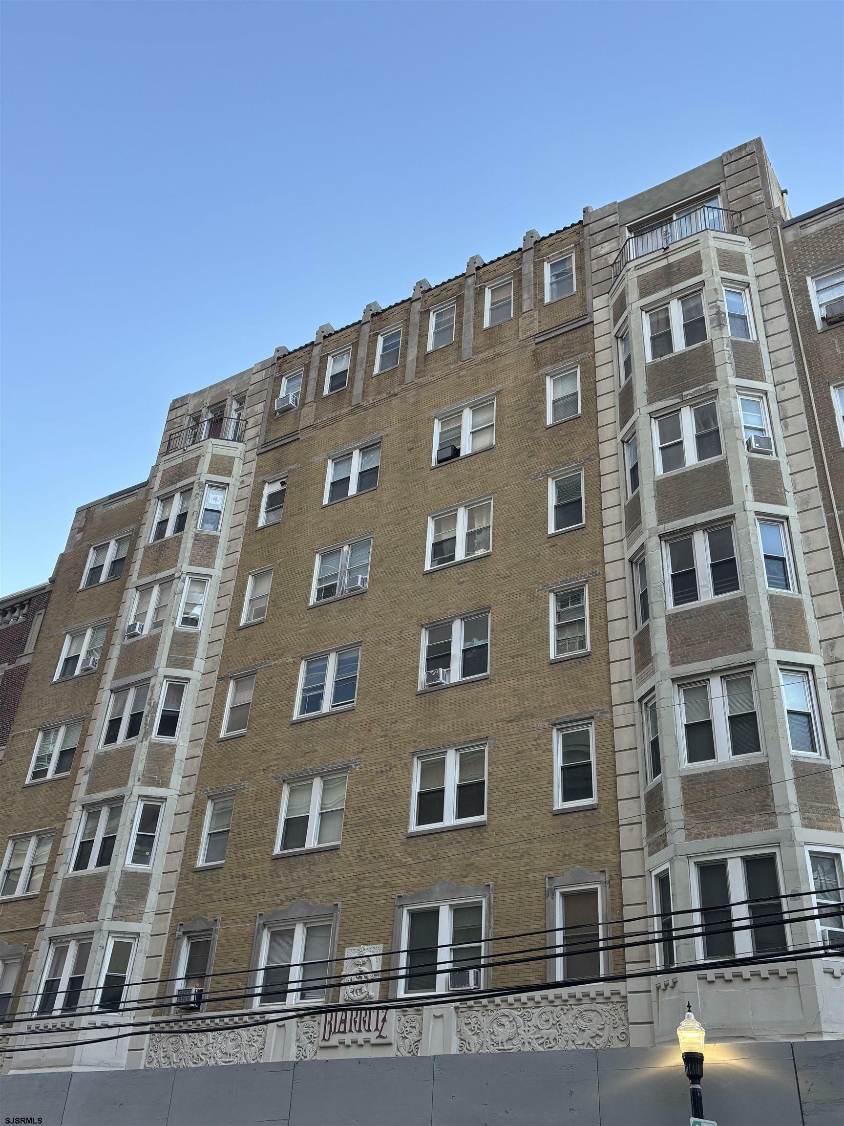 Property Photo:  37 S Iowa Ave 1A  NJ 08401 