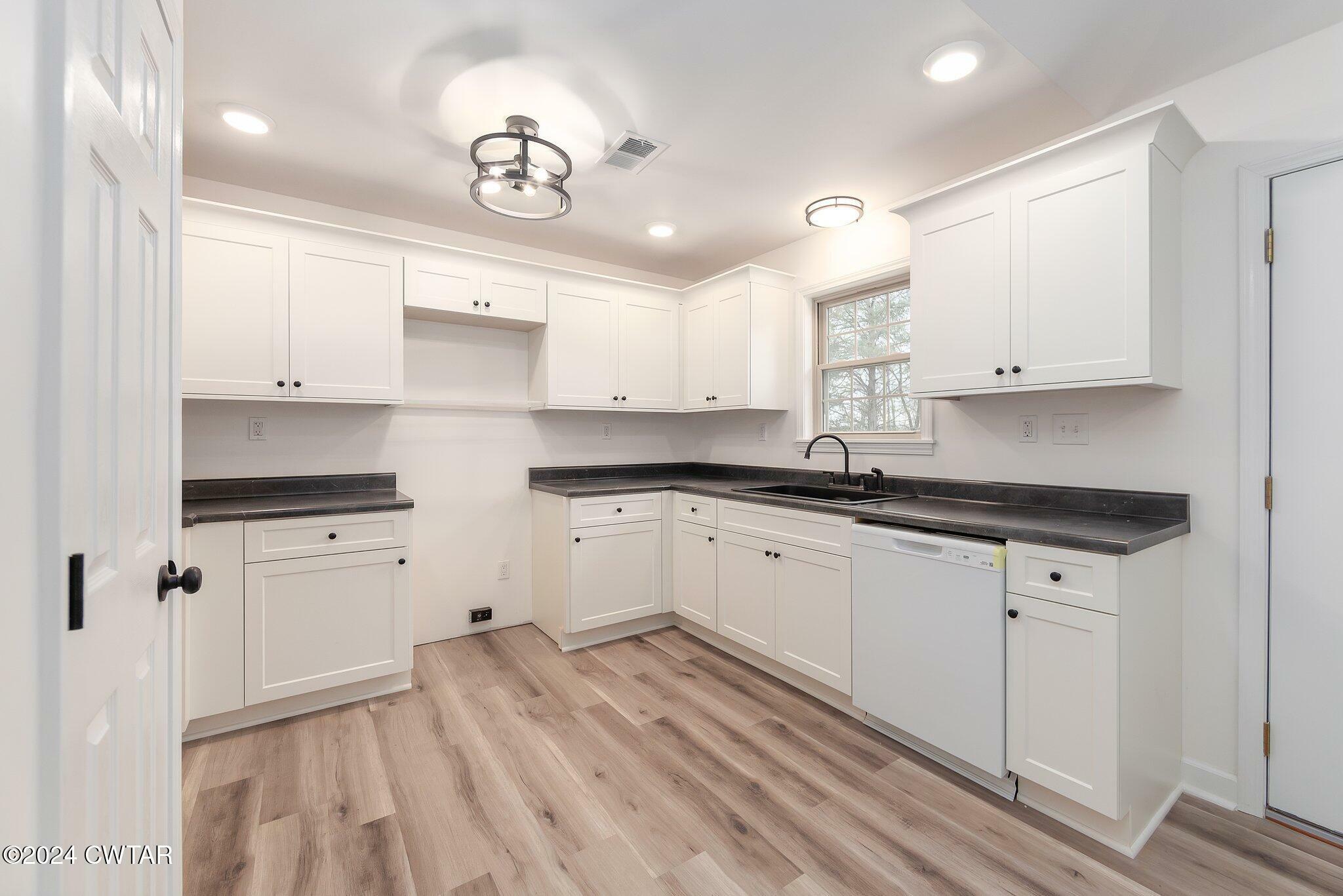 Property Photo: 461 Summit Road TN 38069