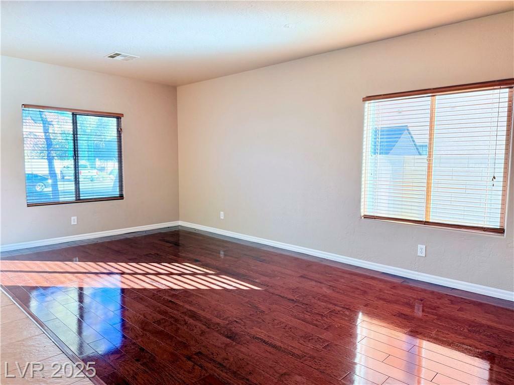 Property Photo:  33 Gentilly Lace Avenue  NV 89002 