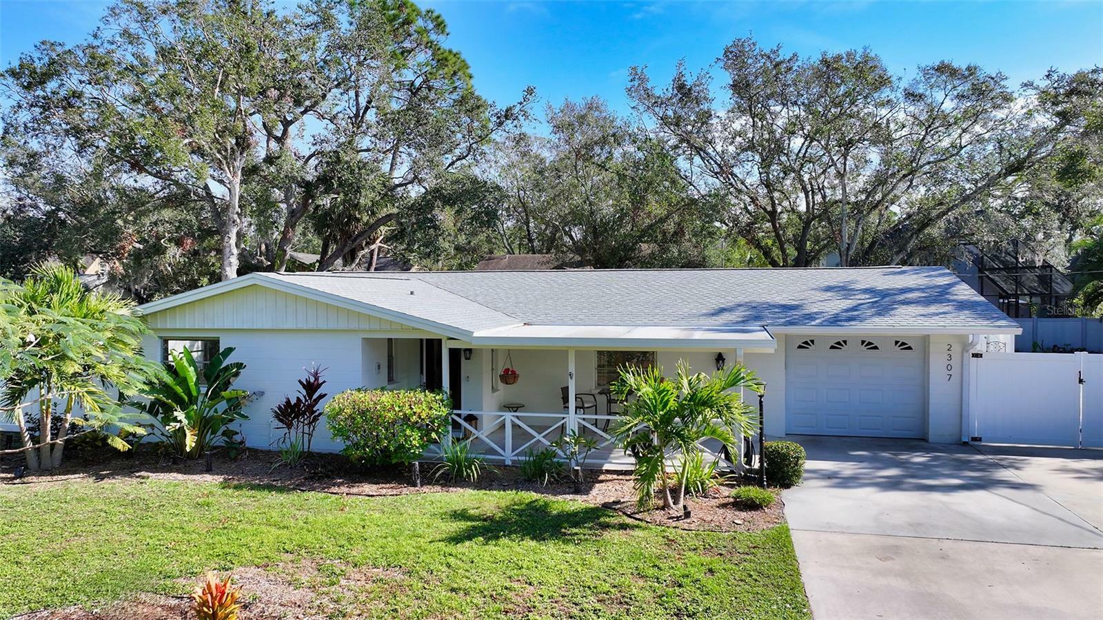 2307 Robinson Avenue  Sarasota FL 34232 photo