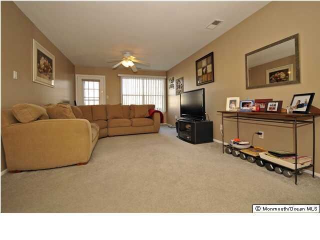 37 Chinkaberry Court  Howell NJ 07731 photo