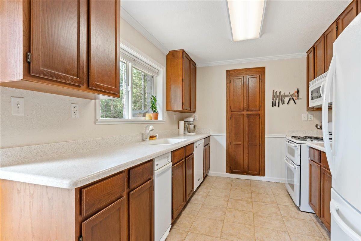 Property Photo:  7120 Chestnut Hill Road  CA 95634 