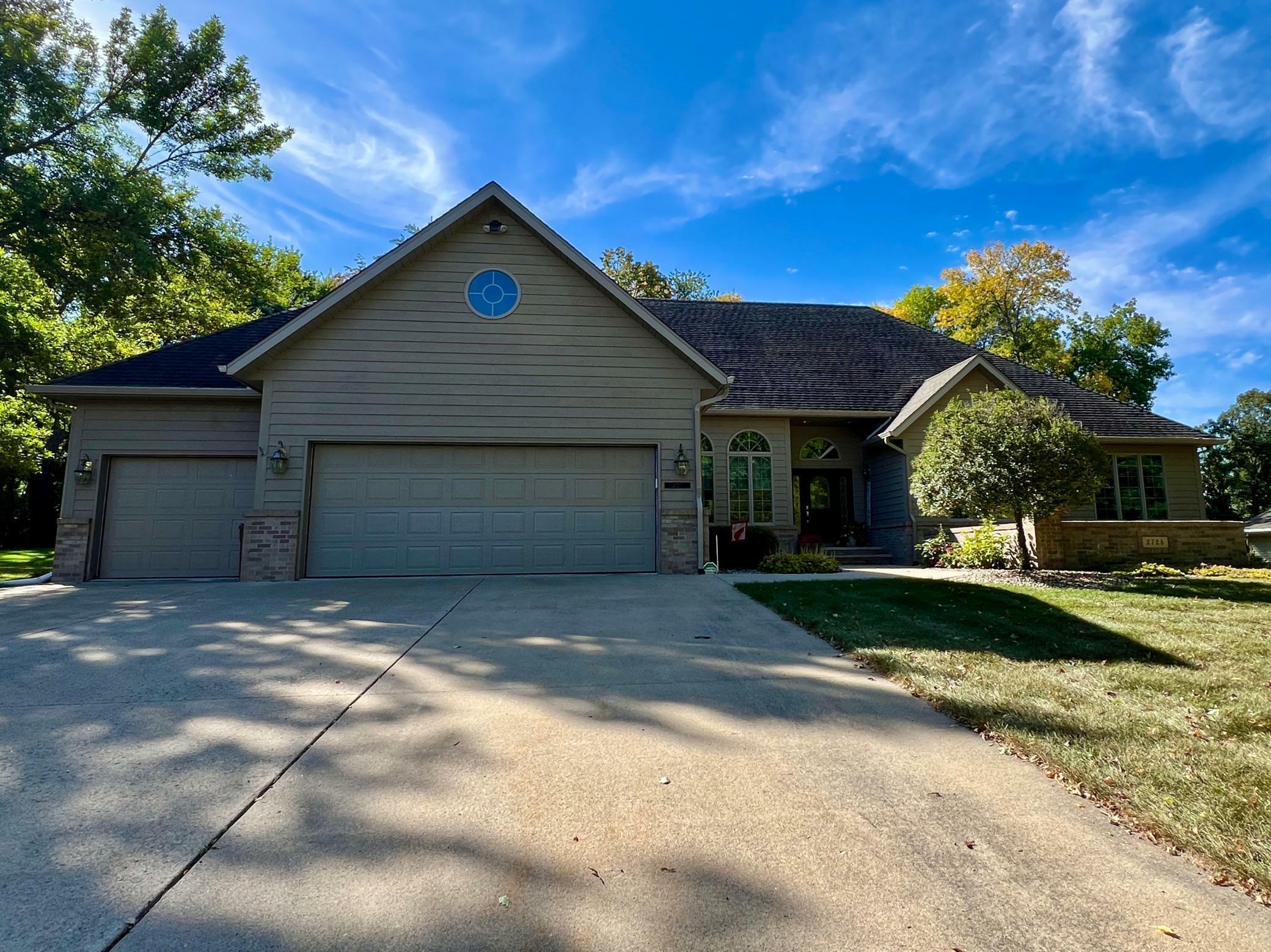 Property Photo:  2725 Campus Lane  MN 56007 