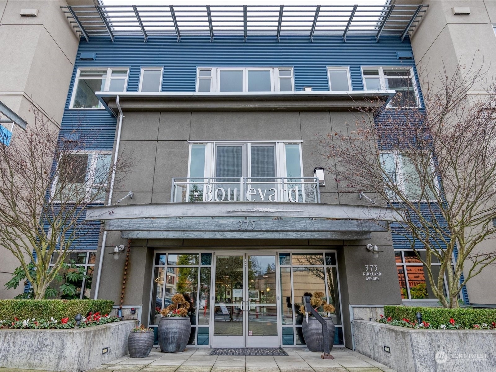 Property Photo: 375 Kirkland 351 WA 98033