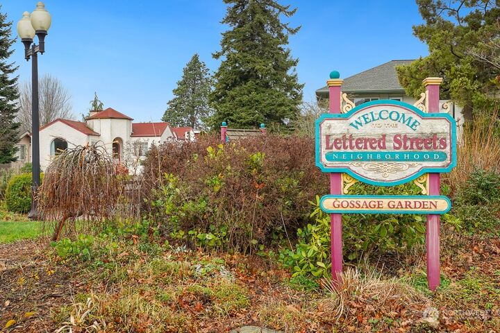 Property Photo:  2418  F Street  WA 98225 