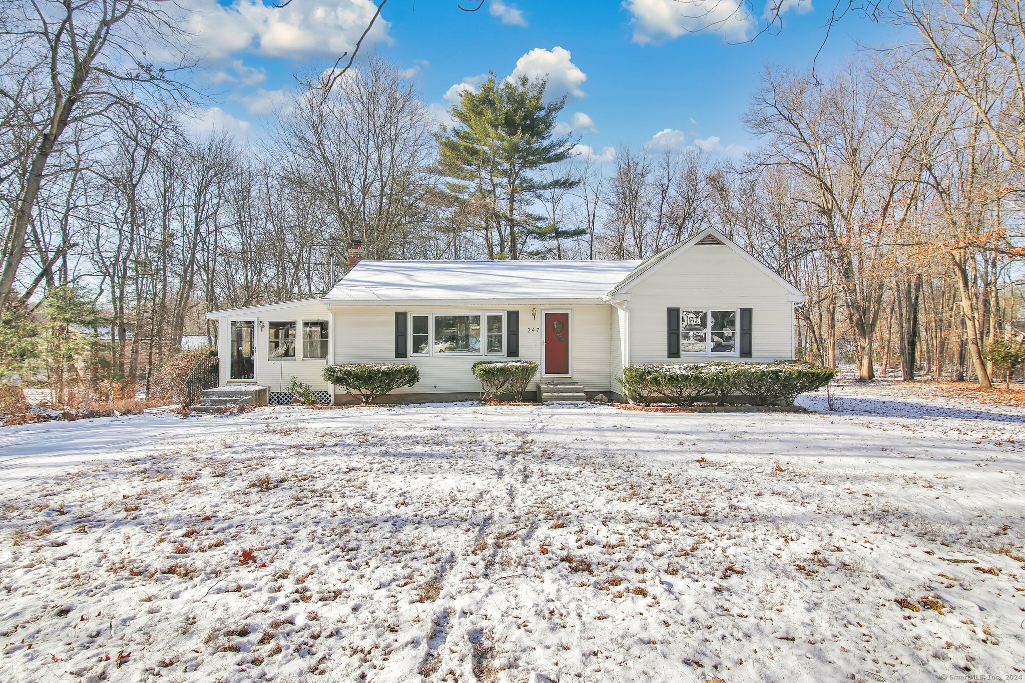 Property Photo:  247 Abbe Road  CT 06074 