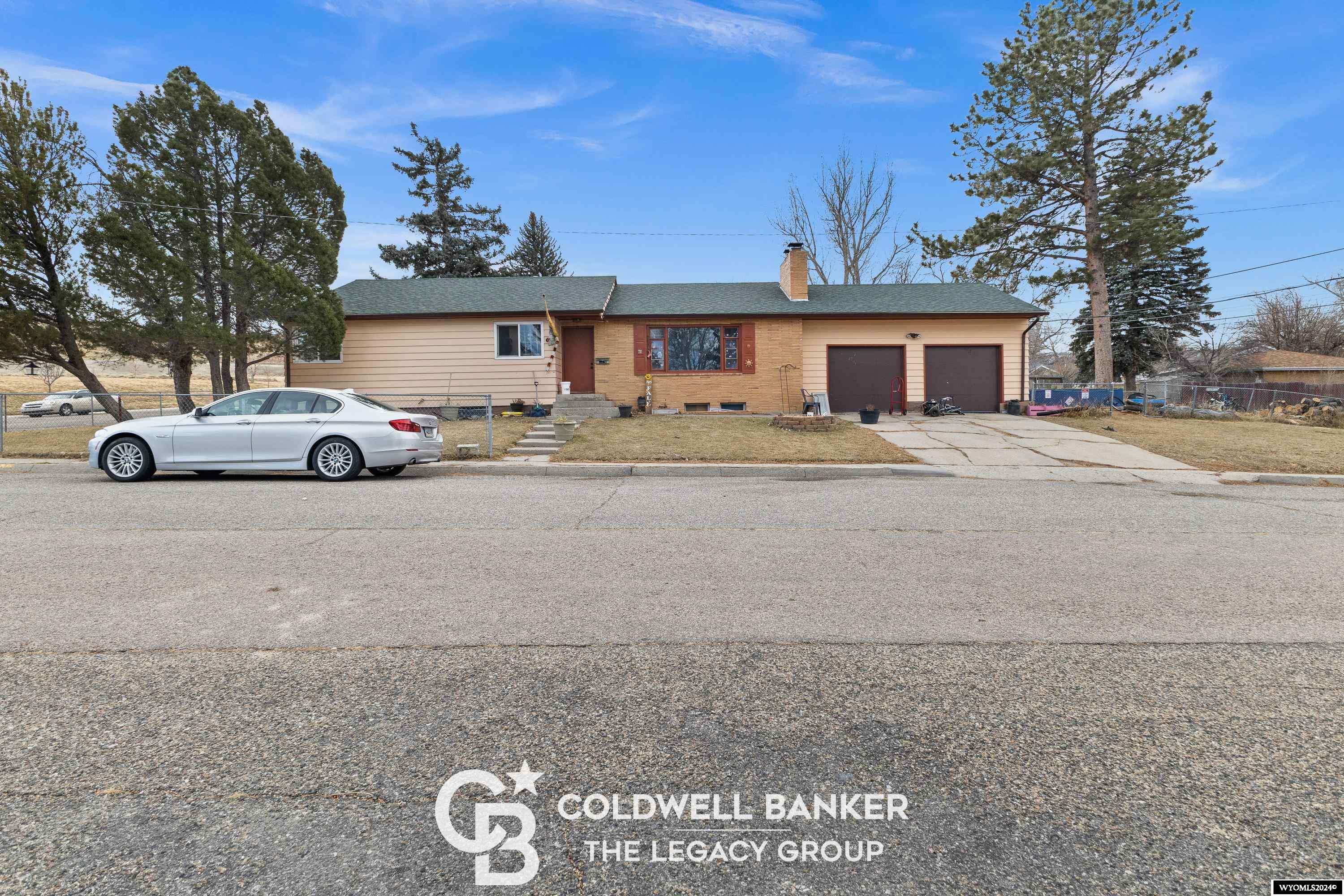 Property Photo:  711 W 20th Street  WY 82601 