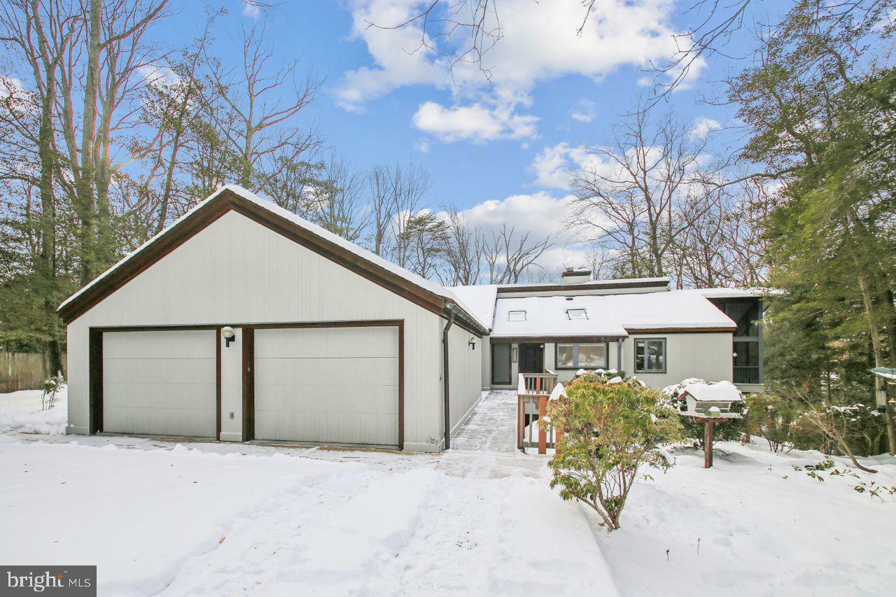 Property Photo:  22 Windward Drive  MD 21146 