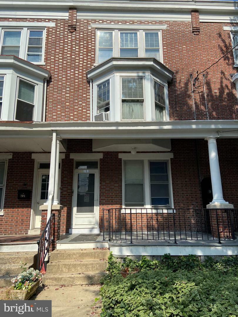 Property Photo:  203 E Ross Street 2  PA 17602 