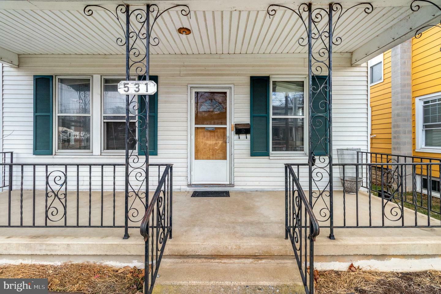 Property Photo:  531 N 2nd Street  PA 17043 