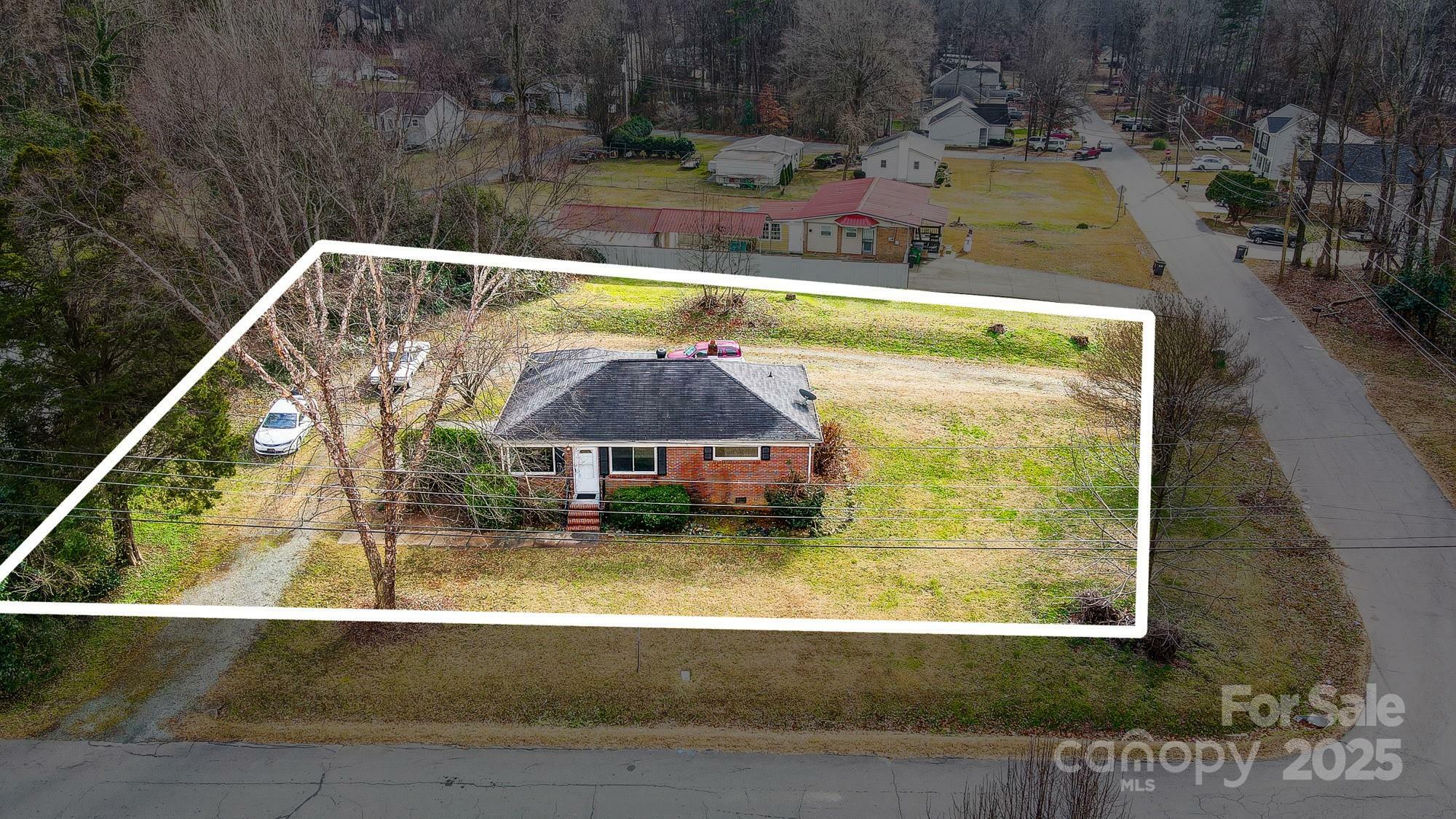 Property Photo:  2504 Juniper Drive  NC 28269 