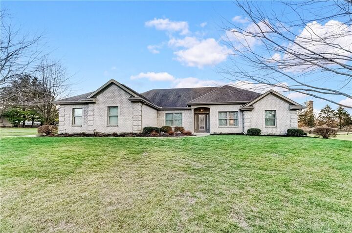 8955 Sycamore Trails Drive  Springboro OH 45066 photo