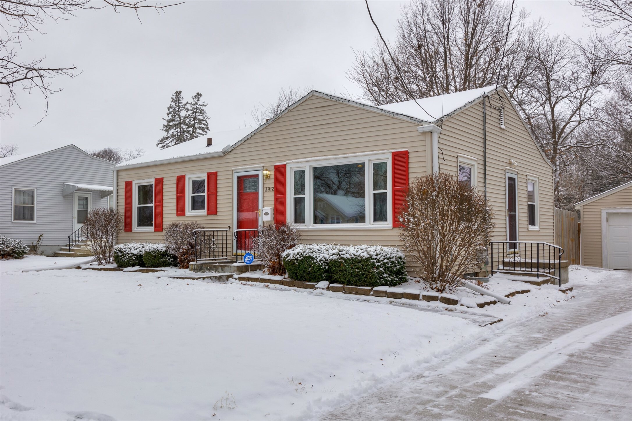 Property Photo:  3912 Sherman Boulevard  IA 50310 